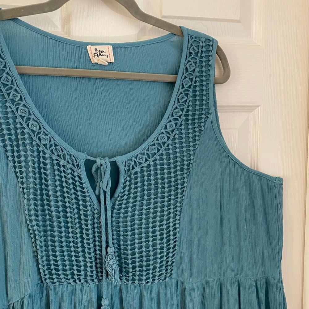 Born Famous sleeveless top, 3X - Picture 2 of 4